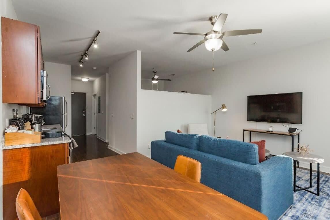 Apartment Cozysuites Music Row Astonishing Sdo Nashville! 38