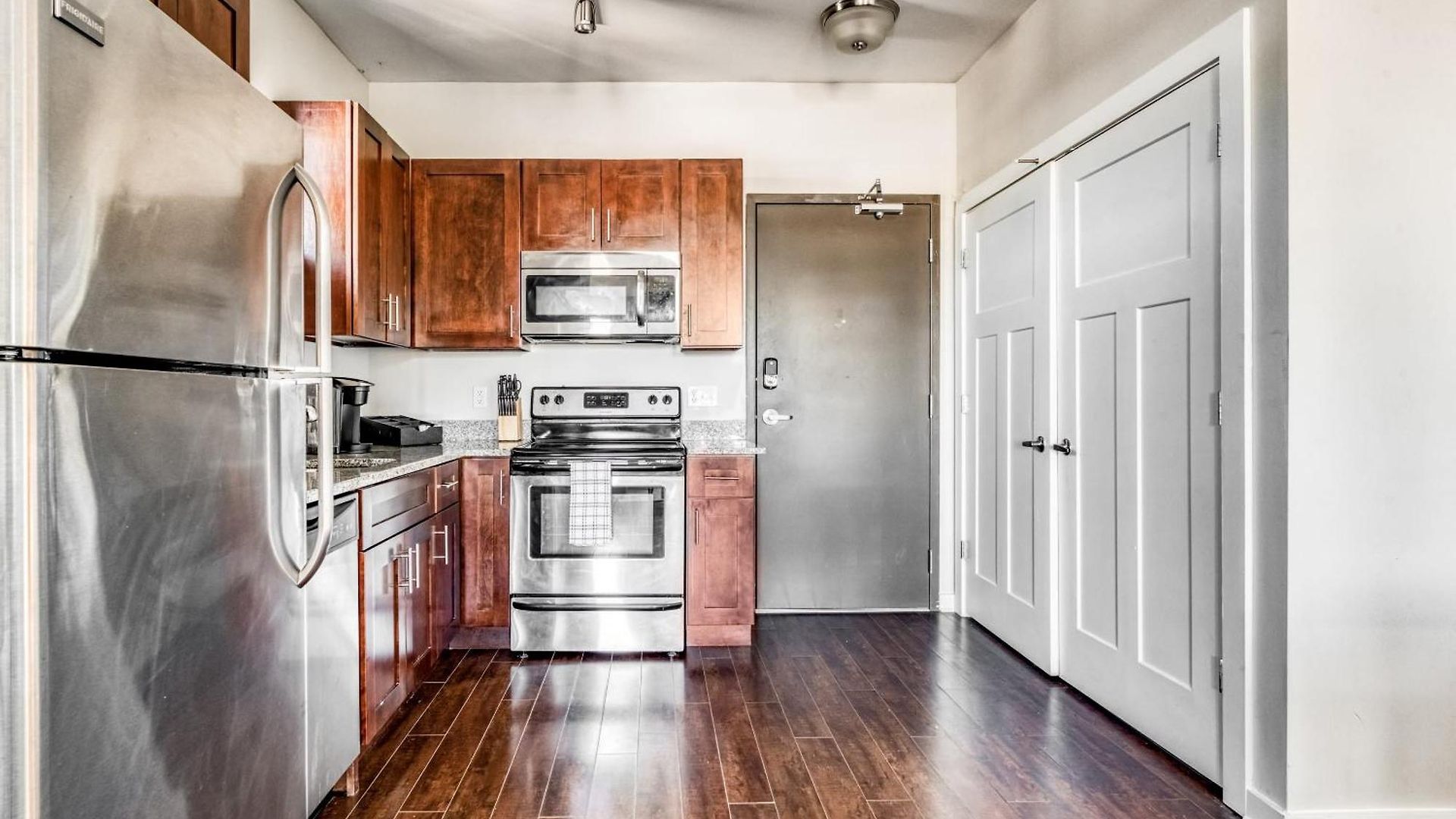 Cozysuites Music Row Spacious 2br In Nashville! 16 Apartment *