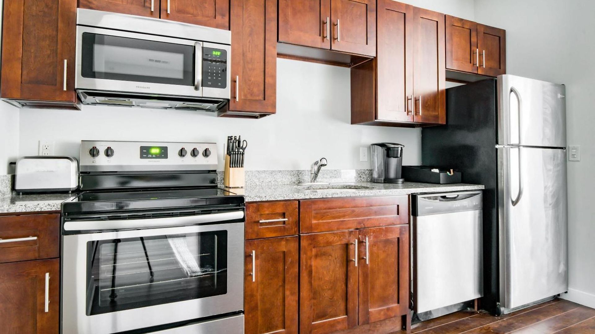 Cozysuites Music Row Charming 1br Free Parking 34