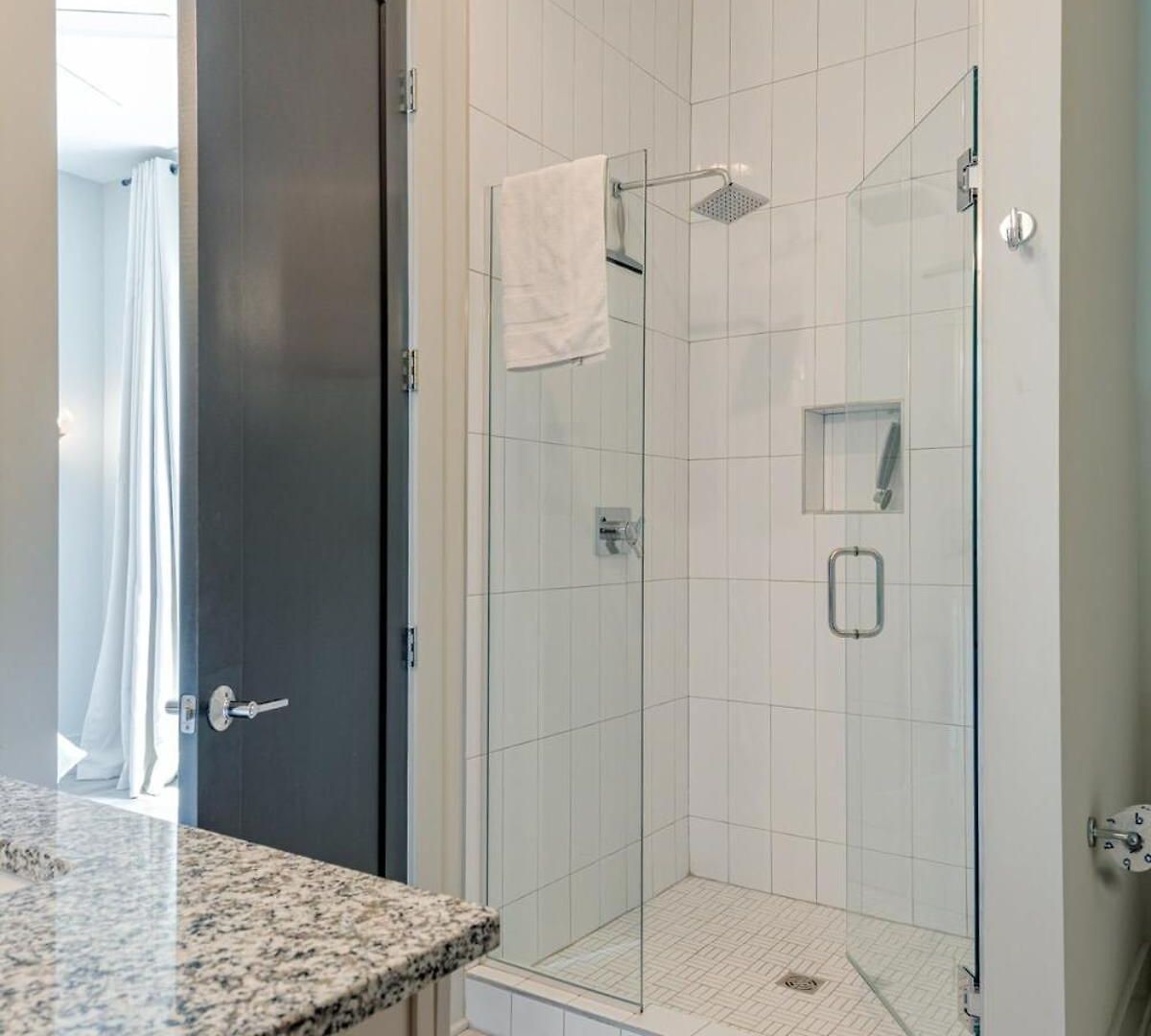 Carrie Underwood's East Side Rooftop Game Holiday home *