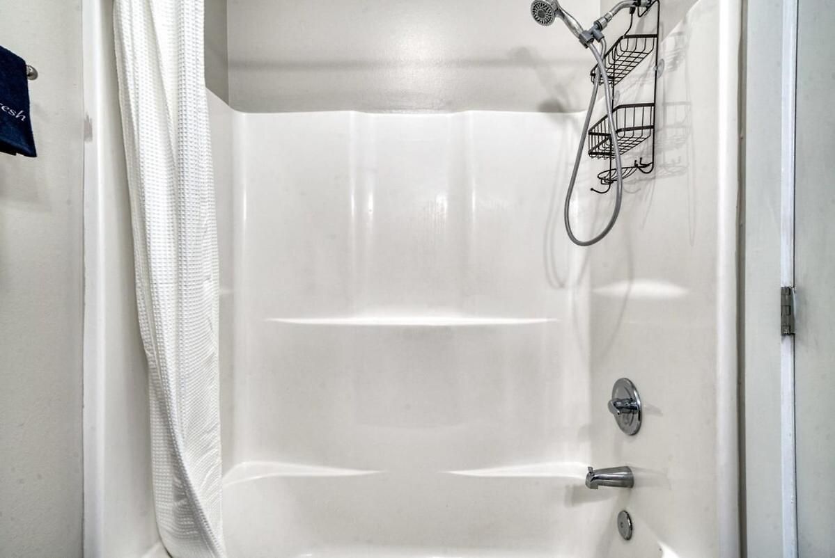 Two Cozysuites Modern Music Row
