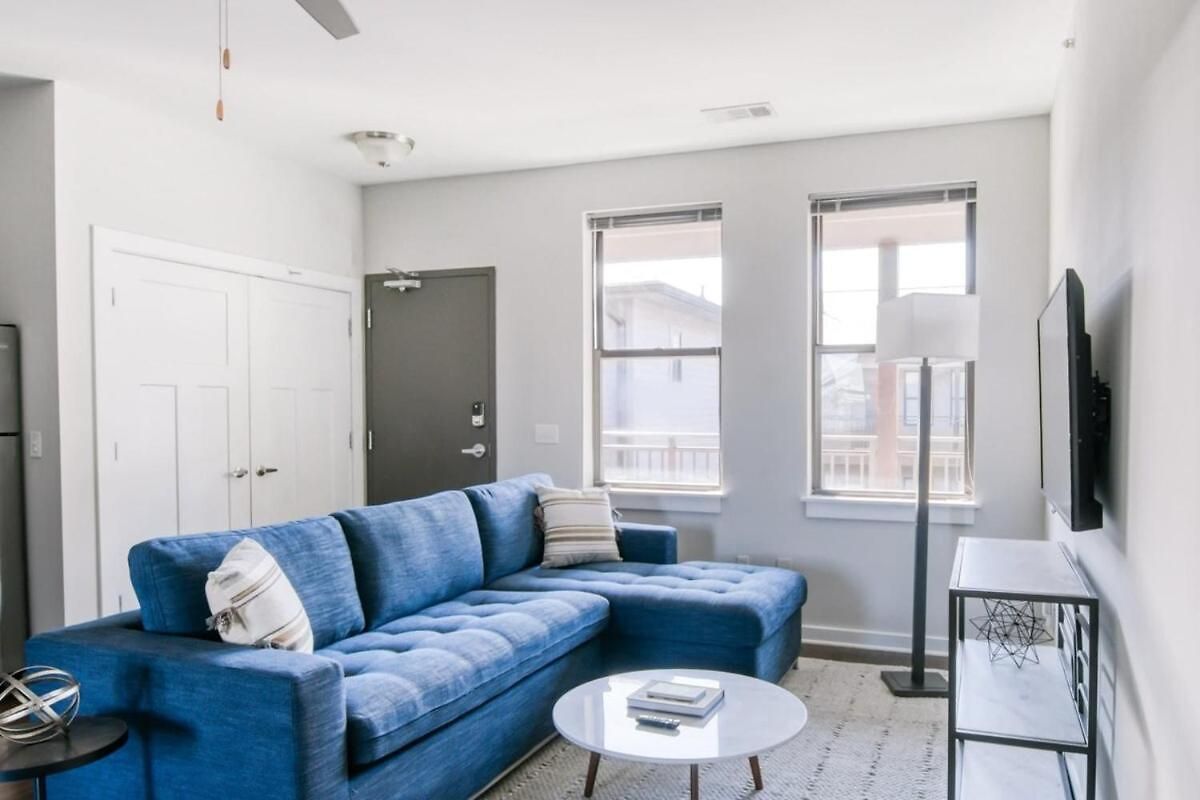 Cozysuites Two Modern Music Row Apartment *