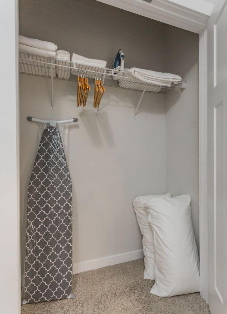 Two Cozysuites Alluring Music Row In *