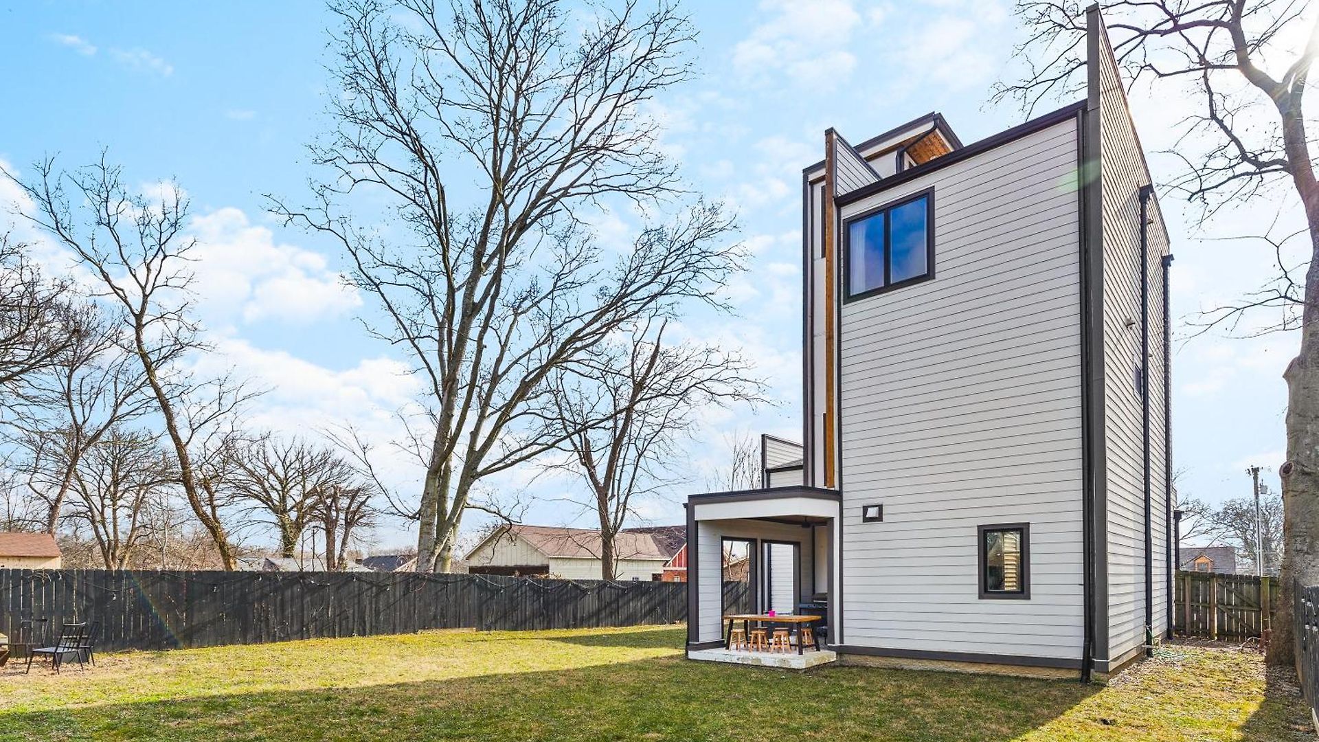 Modern Luxury Rooftop Deck, 3 Mi To Downtown *
