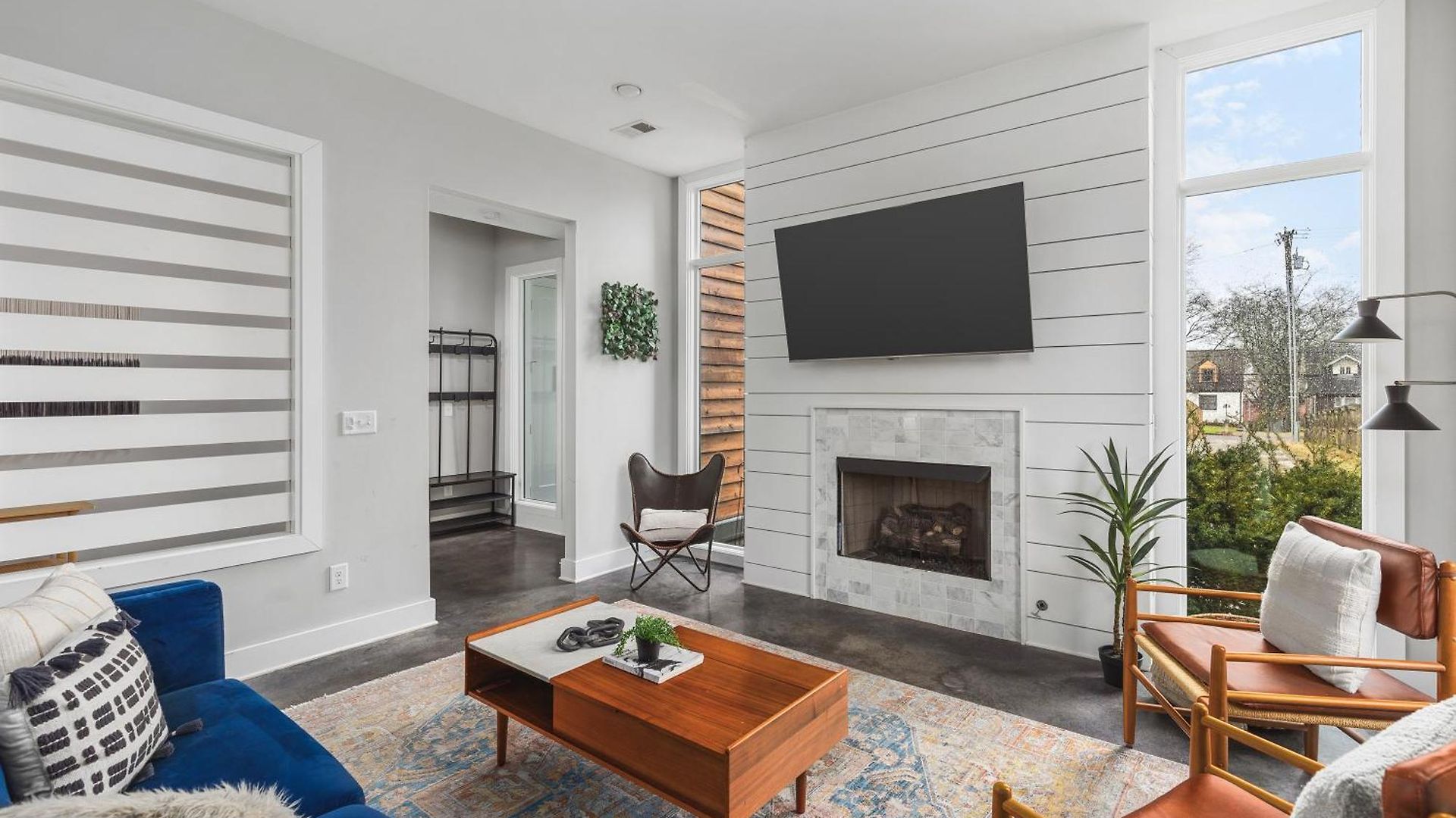 Modern Luxury Rooftop Deck, 3 Mi To Downtown Nashville