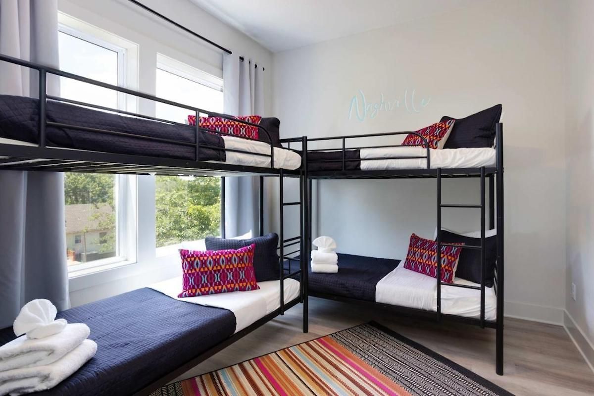 Holiday home New East Oasis 13beds Roofdeck Free Parking Nashville