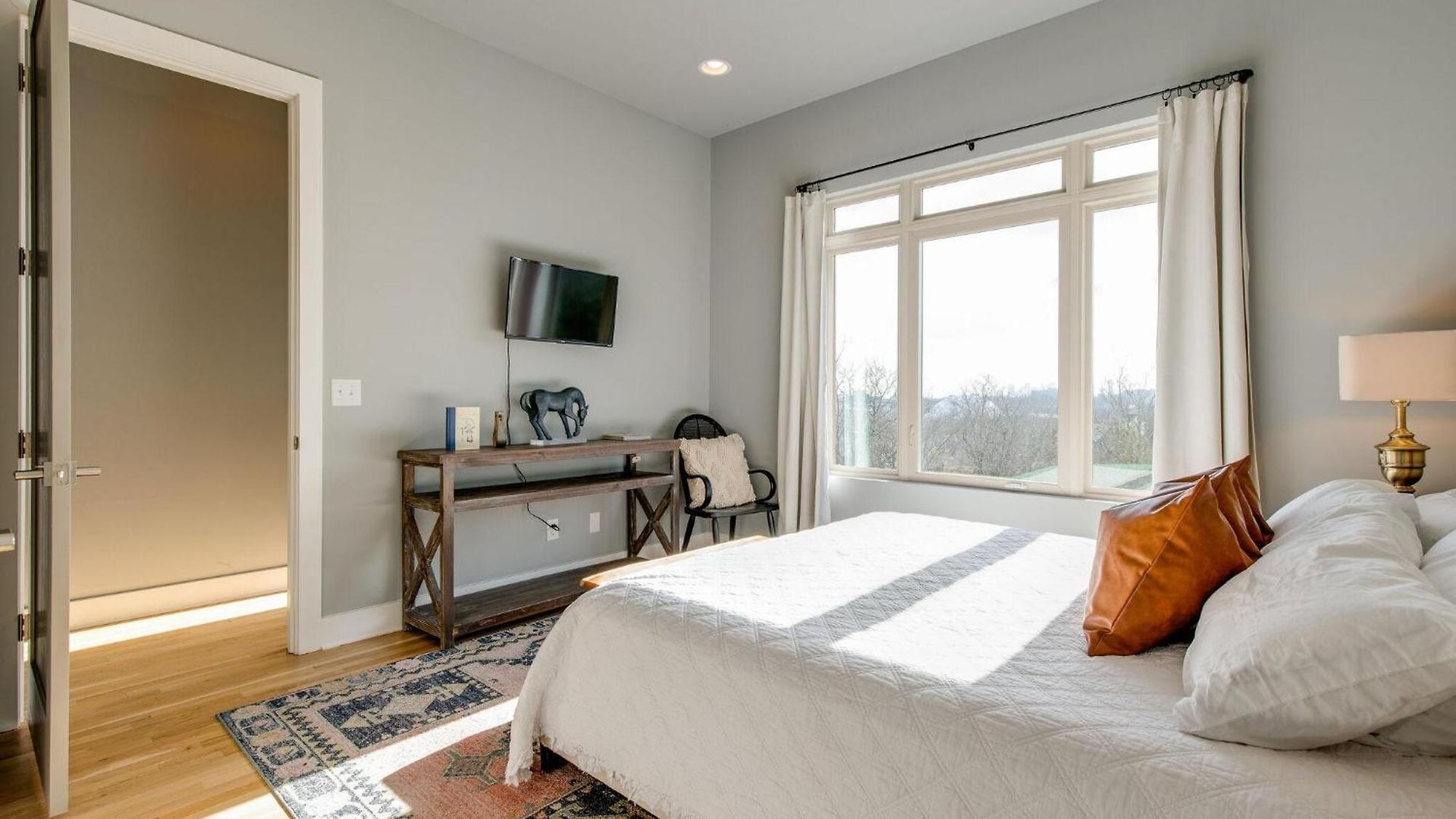 - 970 B Youngs Ln Holiday home *