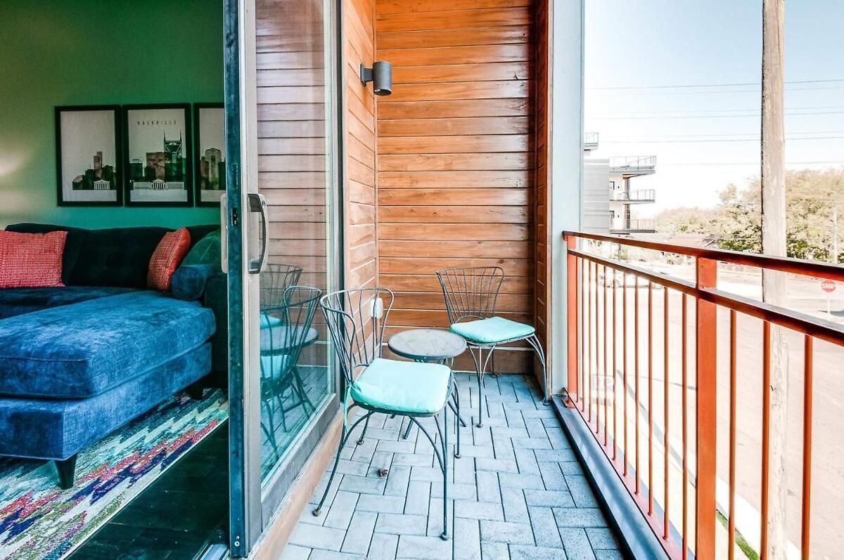 Game And Skydeck - Book Today Holiday home *