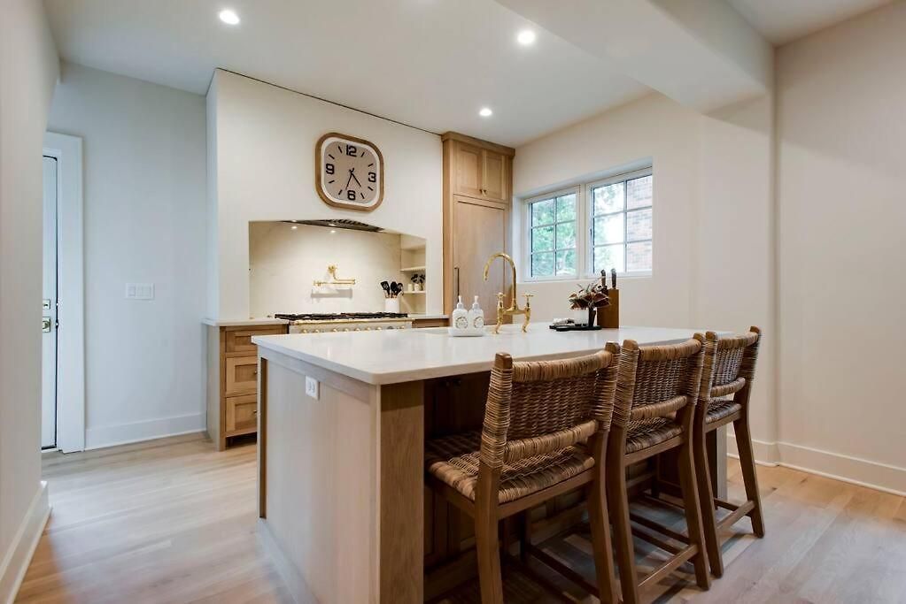 Holiday home Lux West Nash Tudor 4mi To Dt Sleeps 9 Nashville