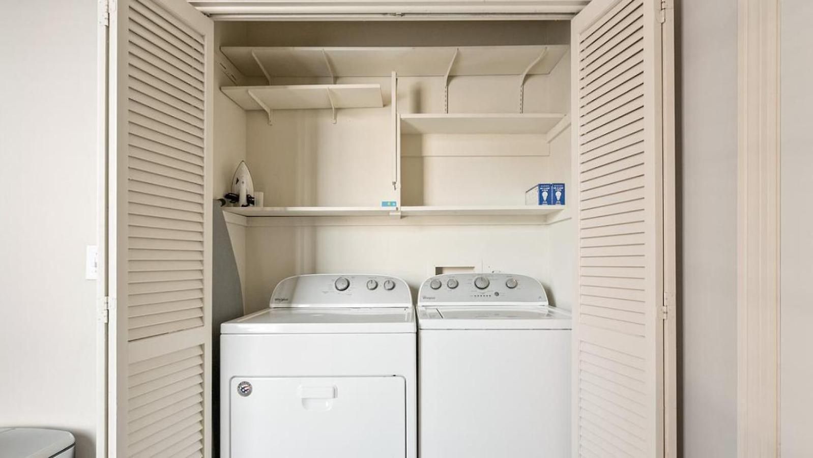 Landing - Modern With Amazing Amenities *