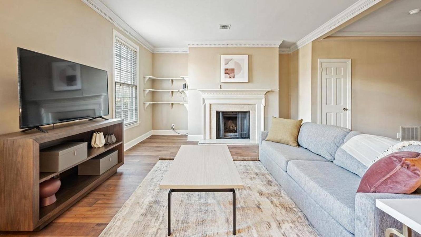 Apartment Landing - Modern With Amazing Amenities