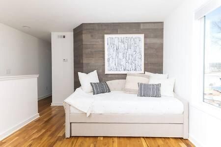 The Finley Loft - Quite Located In The Nations! Holiday home