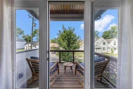 The Maple House - Huge Backyard & Mins To Broadway