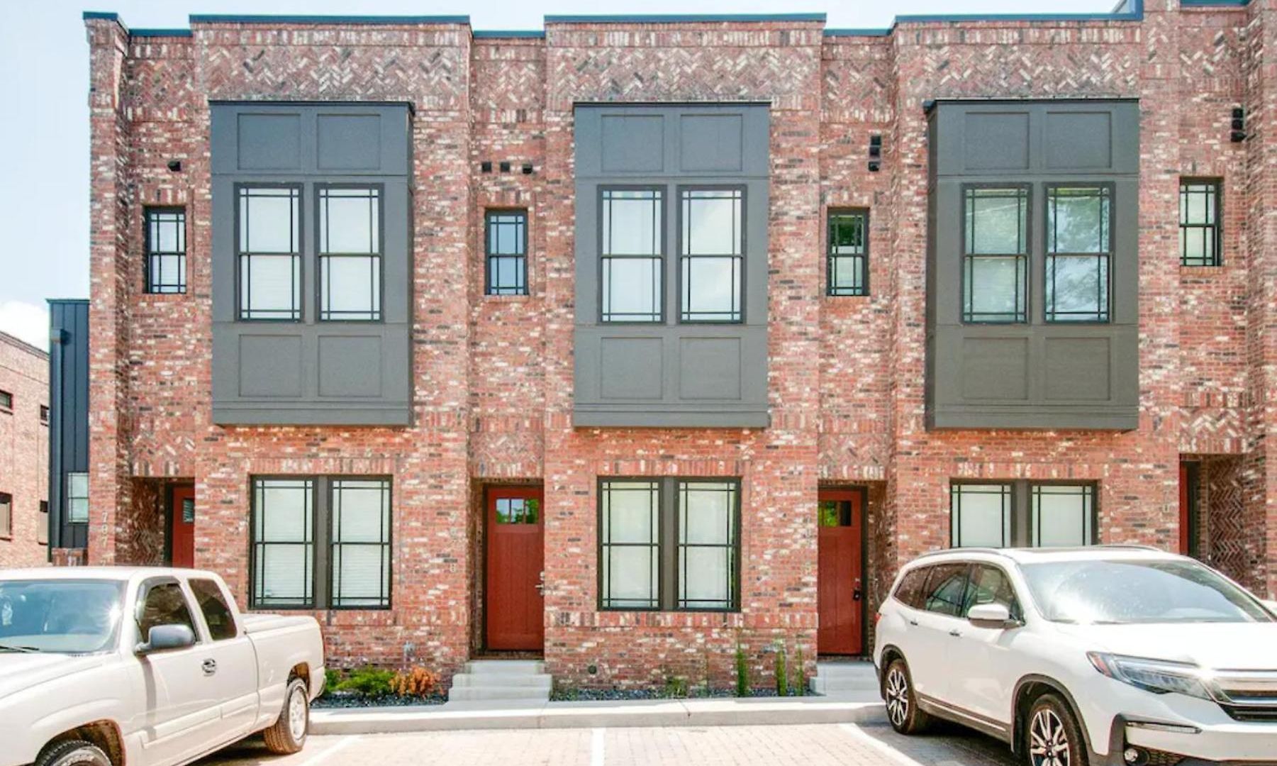 Heights Townhome With Free Parking & 3 Baths Apartment