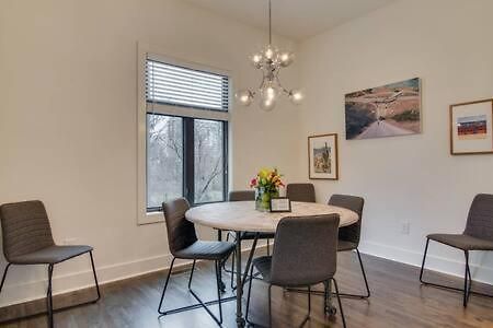 6 Bedroom Gulch Homes, Garages, Rooftops, Walk To Gulch 10 Mins To Broadway, 24 Hour Hospitality Team, Perfect For Groups Nashville