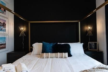 Luxe Hillsboro Village Homes For 24 With 4 Patios, Rooftops And Garage Parking, Gourmet Kitchens And Smart Tvs, Walk To Vanderbilt, Pancake Pantry And Fido, 24hr Hospitality, 10 Min To Broadway And The Parthenon Holiday home *