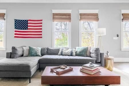Holiday home Spacious Dog Friendly 3 Bedroom Townhome, Grill, Patio 3 Blocks To Grocer, 5 Mins To 5 Points, 15 Mins To Broadway, 24 Hour Hospitality Team, Perfect For Families