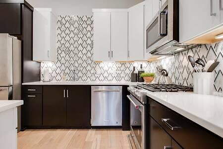 Chic Vandy With Garage - 3 Miles To Broadway *