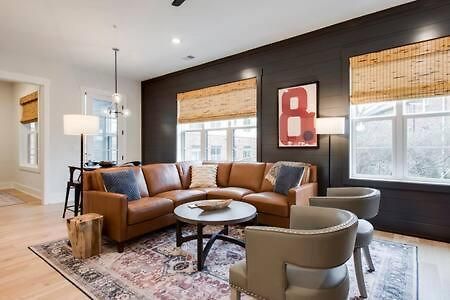Chic Vandy With Garage - 3 Miles To Broadway Holiday home *