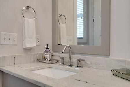 Family In 12 South, Mins To Local Favorites, Screened In Porch, Walk To Shopping In 12 South, 10 Minutes To Broadway, Dedicated Parking, Perfect For Families, 24 Hr Hospitality Nashville