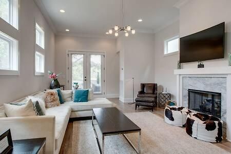 Family In 12 South, Mins To Local Favorites, Screened In Porch, Walk To Shopping In 12 South, 10 Minutes To Broadway, Dedicated Parking, Perfect For Families, 24 Hr Hospitality