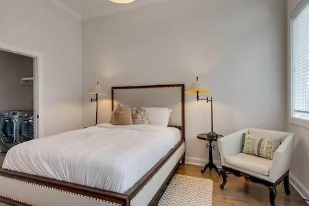 Family In 12 South, Mins To Local Favorites, Screened In Porch, Walk To Shopping In 12 South, 10 Minutes To Broadway, Dedicated Parking, Perfect For Families, 24 Hr Hospitality