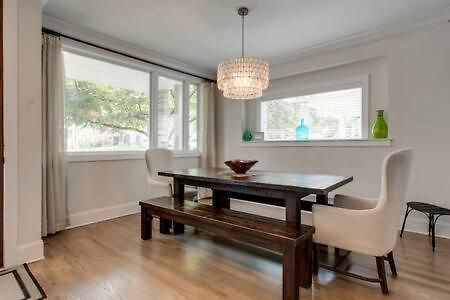 Holiday home Family In 12 South, Mins To Local Favorites, Screened In Porch, Walk To Shopping In 12 South, 10 Minutes To Broadway, Dedicated Parking, Perfect For Families, 24 Hr Hospitality
