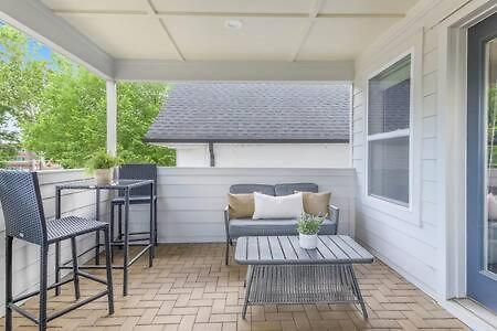 The Brooks House - 6 Mins To Broadway, Firepit Holiday home Nashville