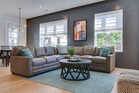 Roomy 1-level Near Vanderbilt With Parking, 1 Story, Secure Parking, Patio 3 Miles To Broadway Nashville