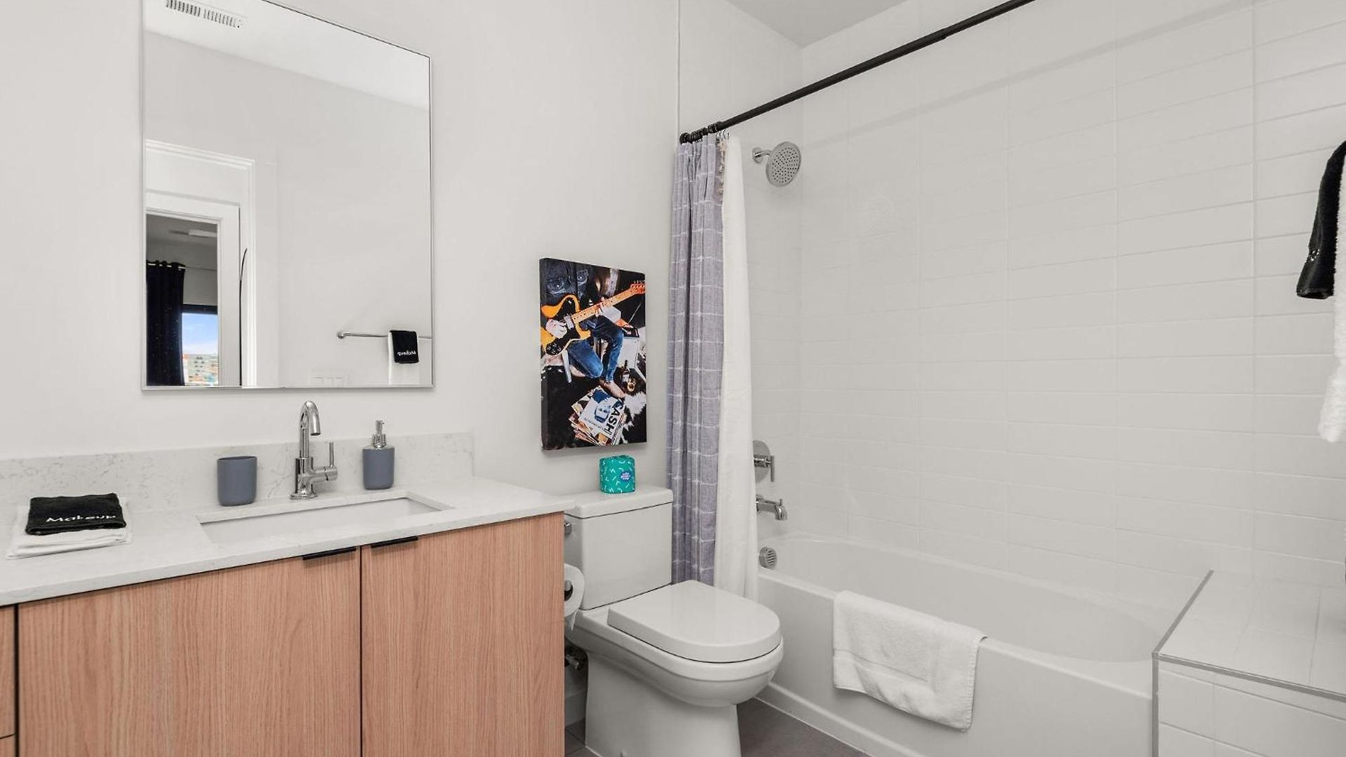 Hyve Apartment
