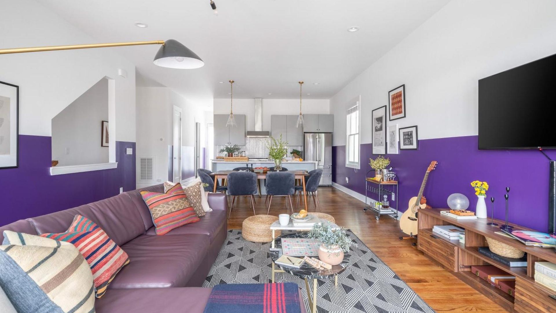 Barbara By Avantstay Decorative 4br In Heart Of Apartment