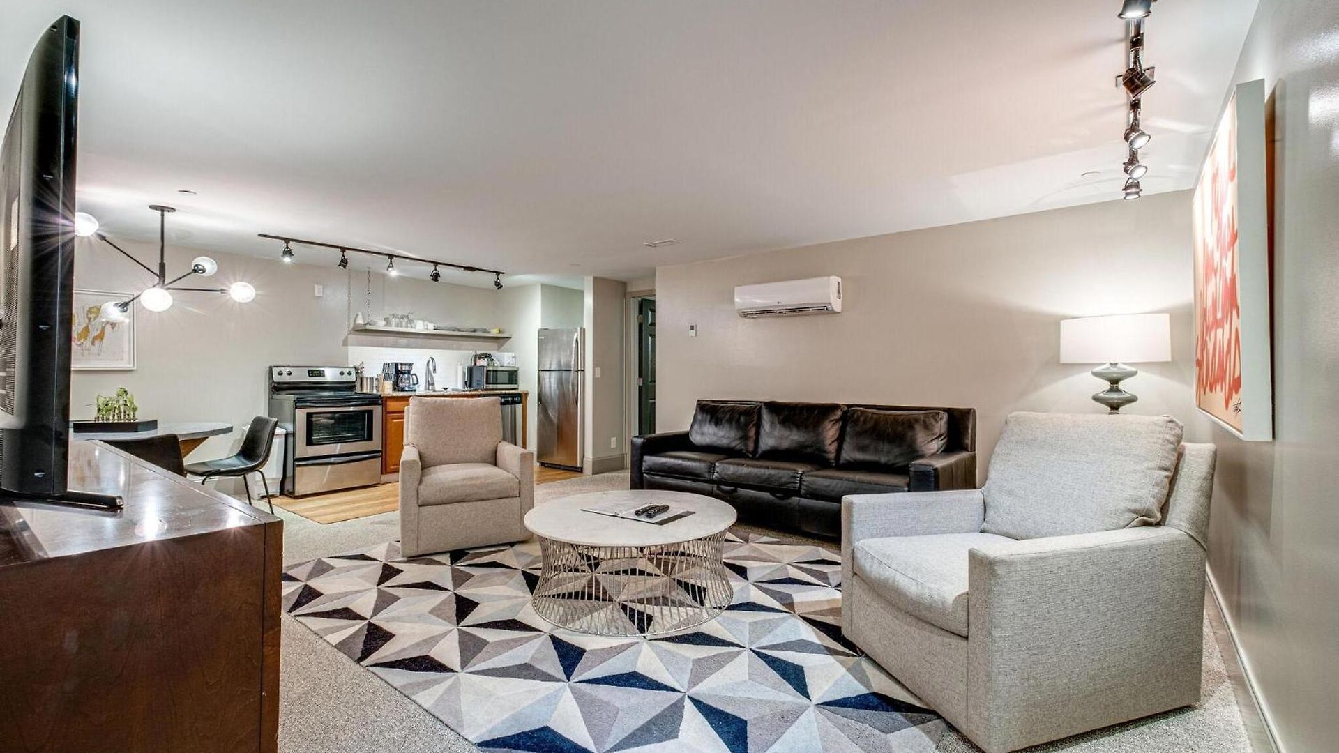 Riverfront Lofts Aparthotel