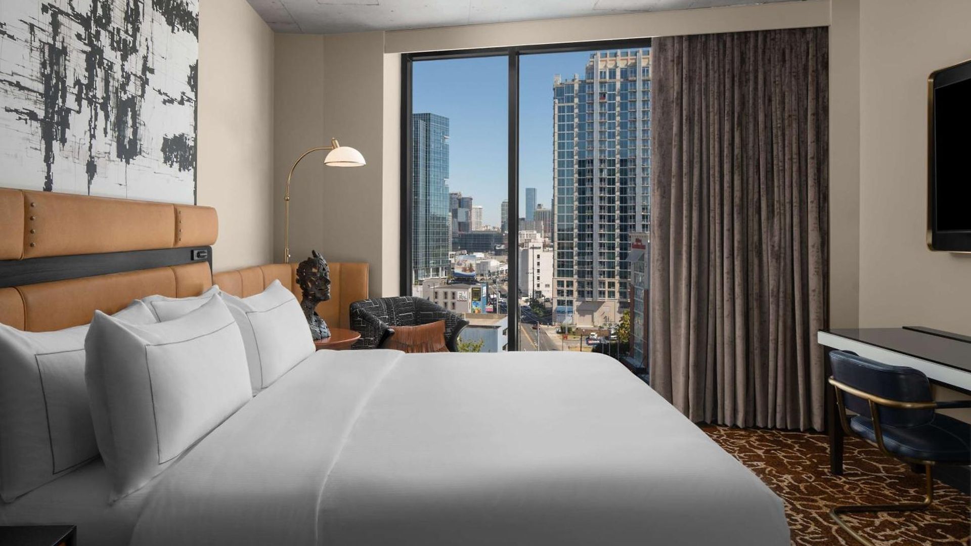 Fraye Nashville, Curio Collection By Hilton Nashville
