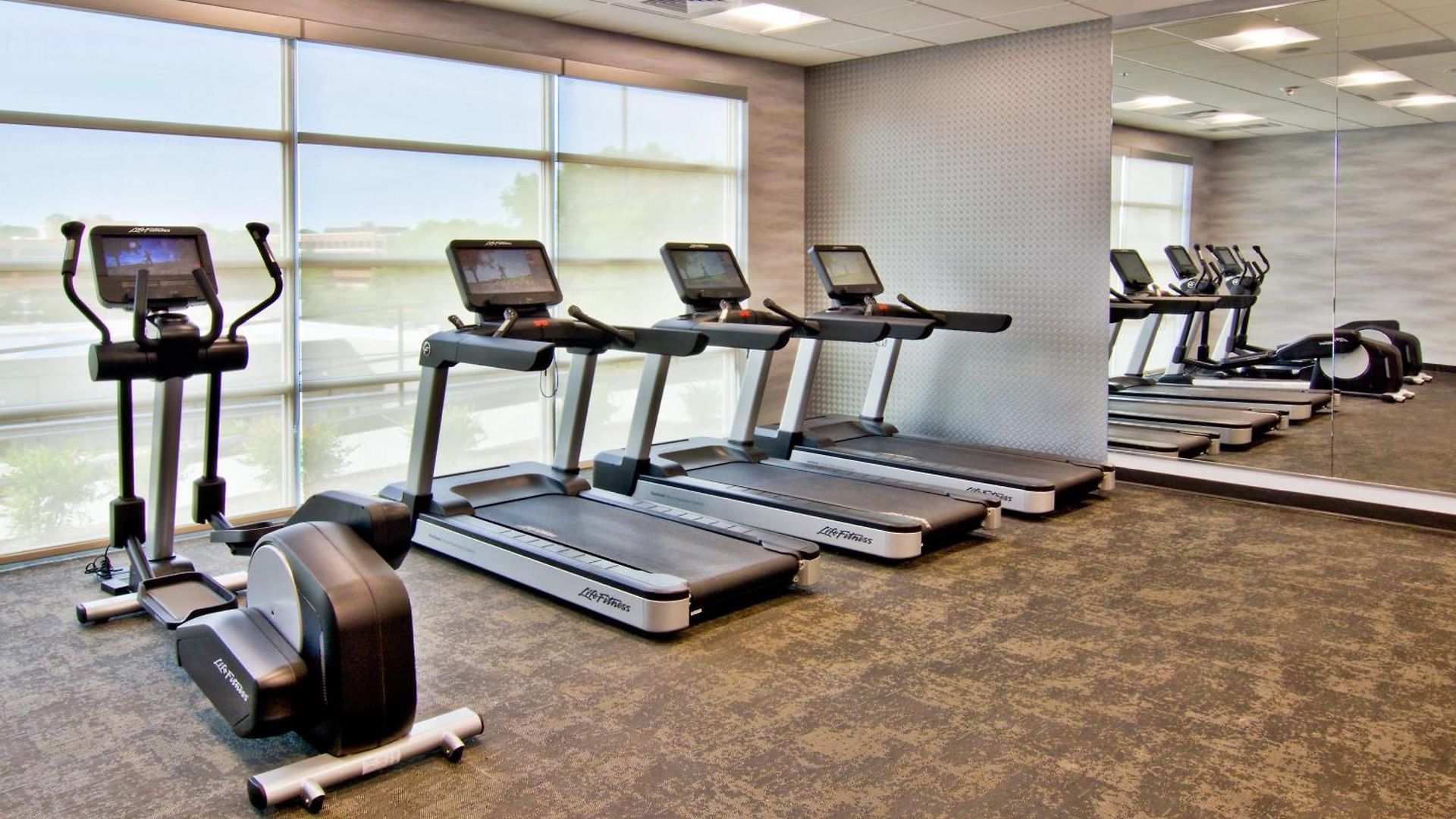 Fairfield & By Marriott Airport