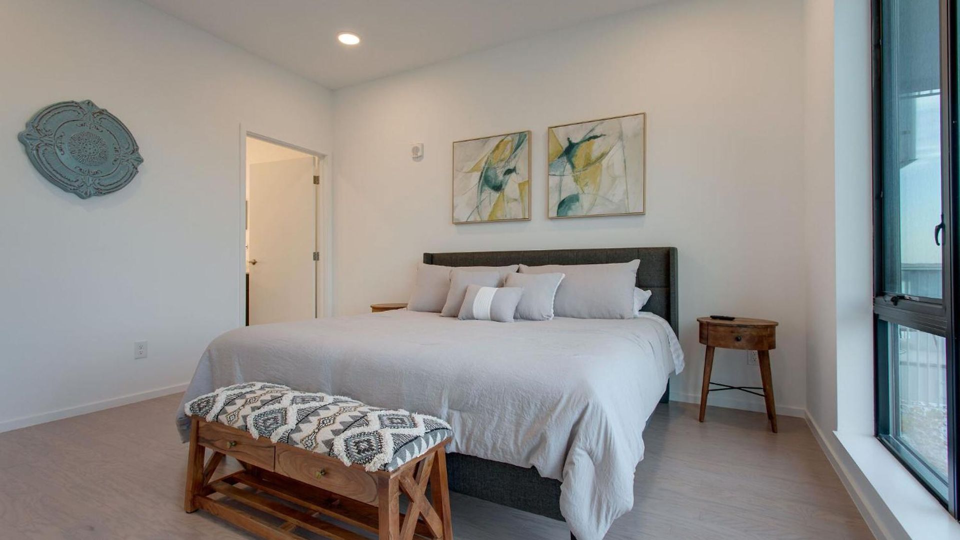 The Riverfront Vip - Walk To Broadway & Nissan Stadium - Free Garage *
