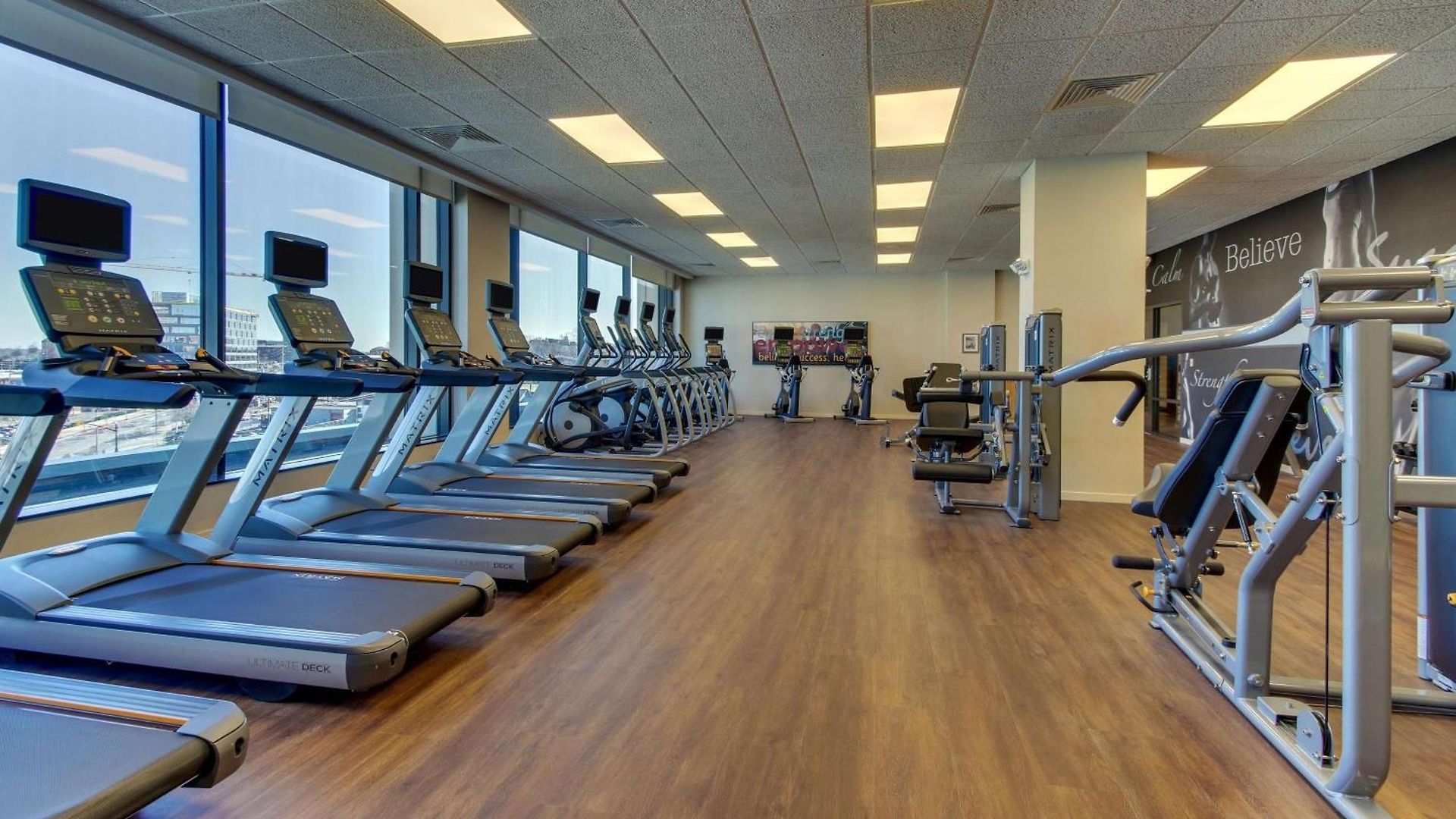Hotel Drury Plaza Downtown 4*