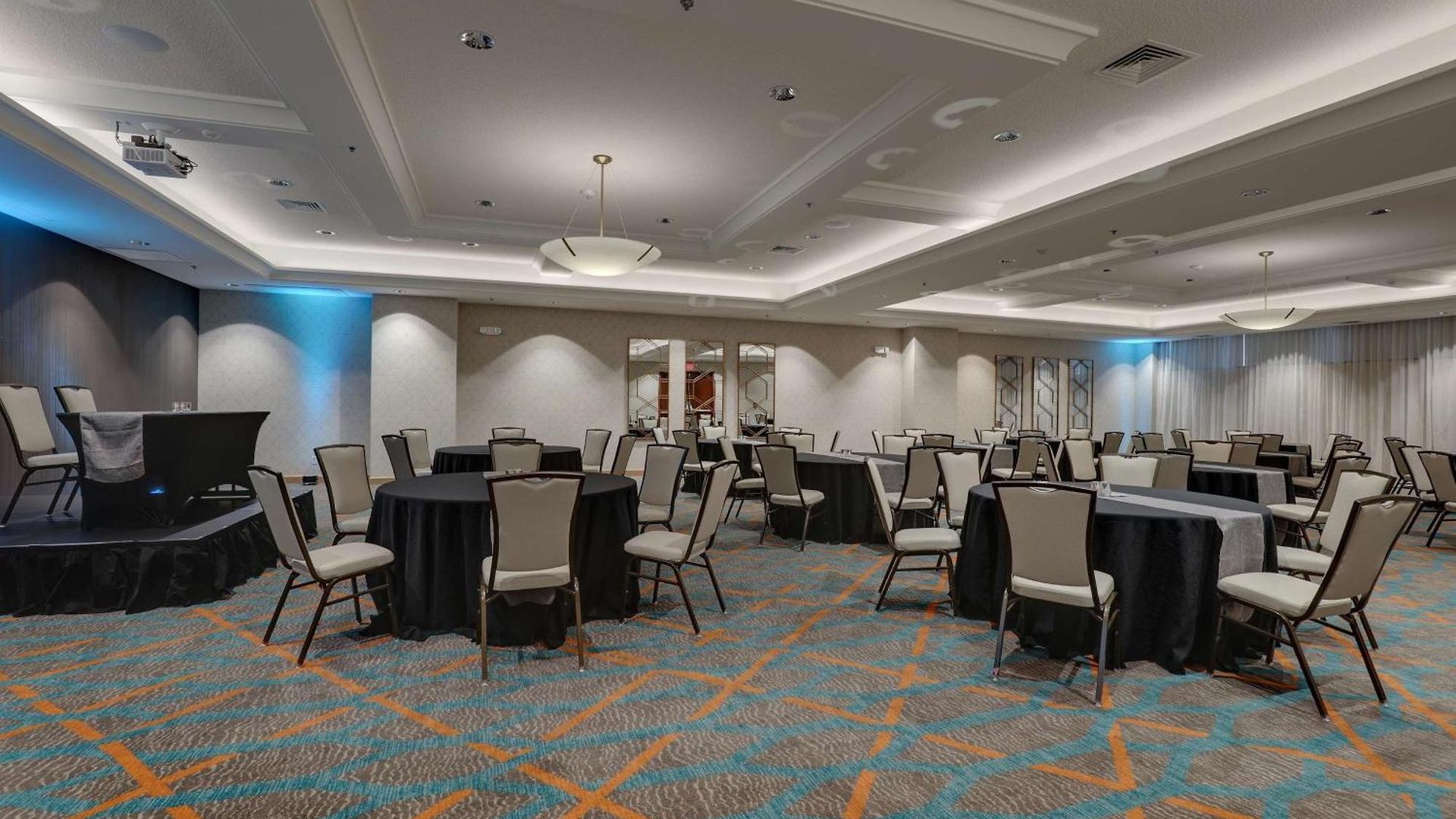 Hotel Drury Plaza Downtown Nashville