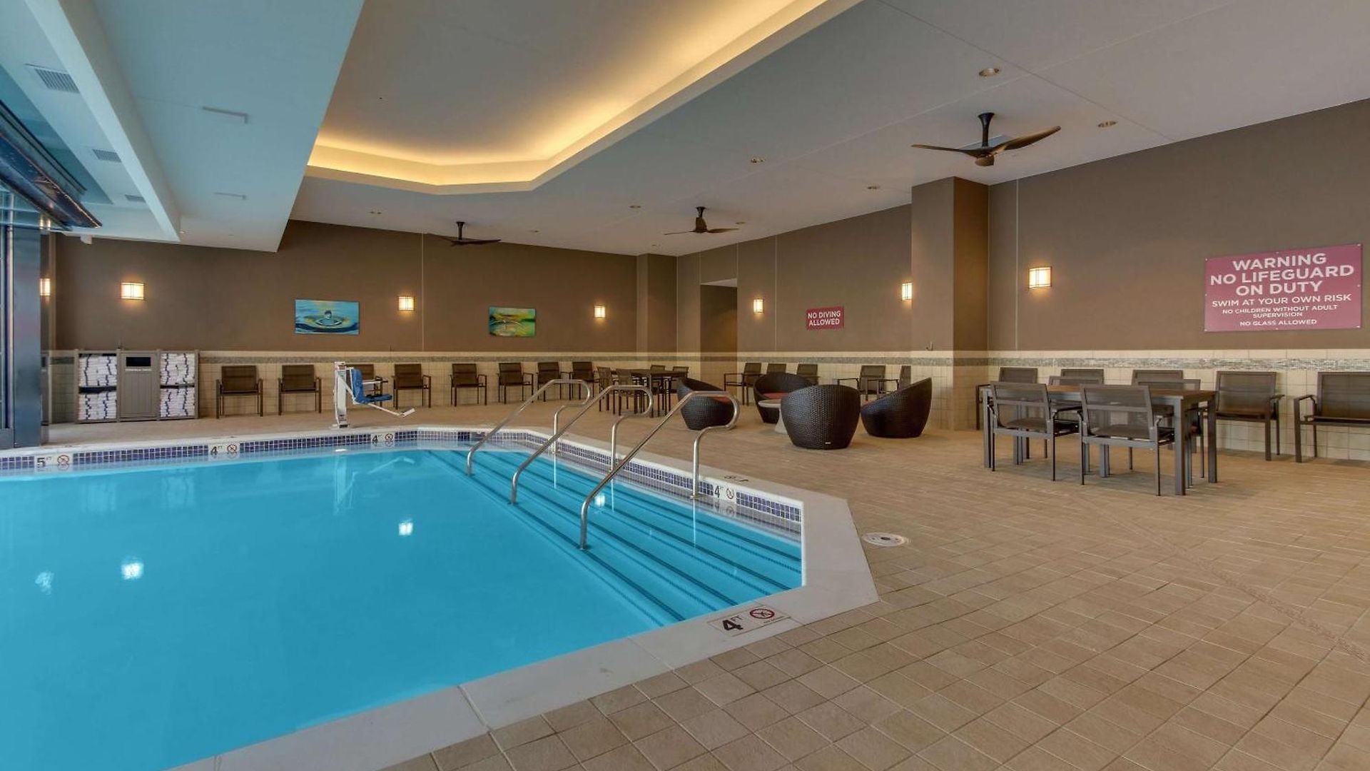 Drury Plaza Downtown 4*