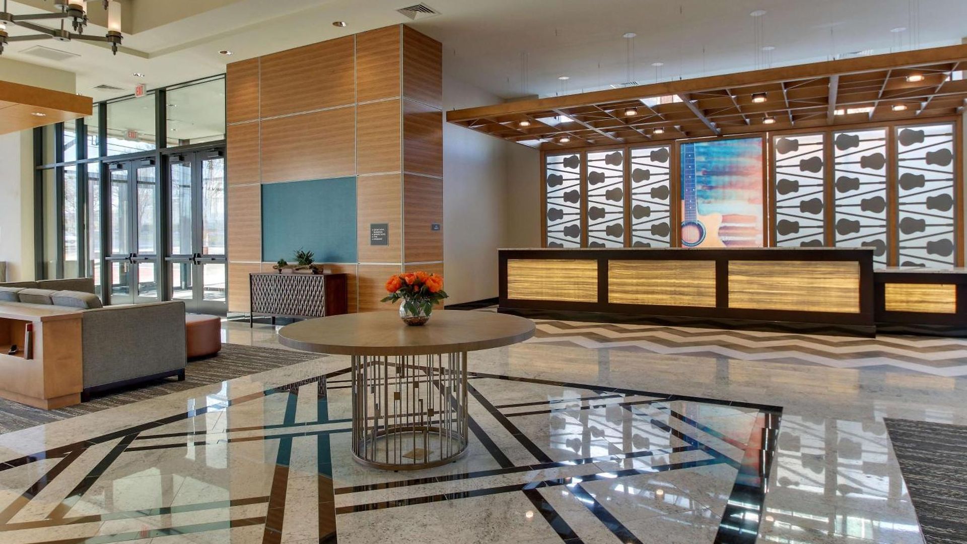 Hotel Drury Plaza Downtown 4*
