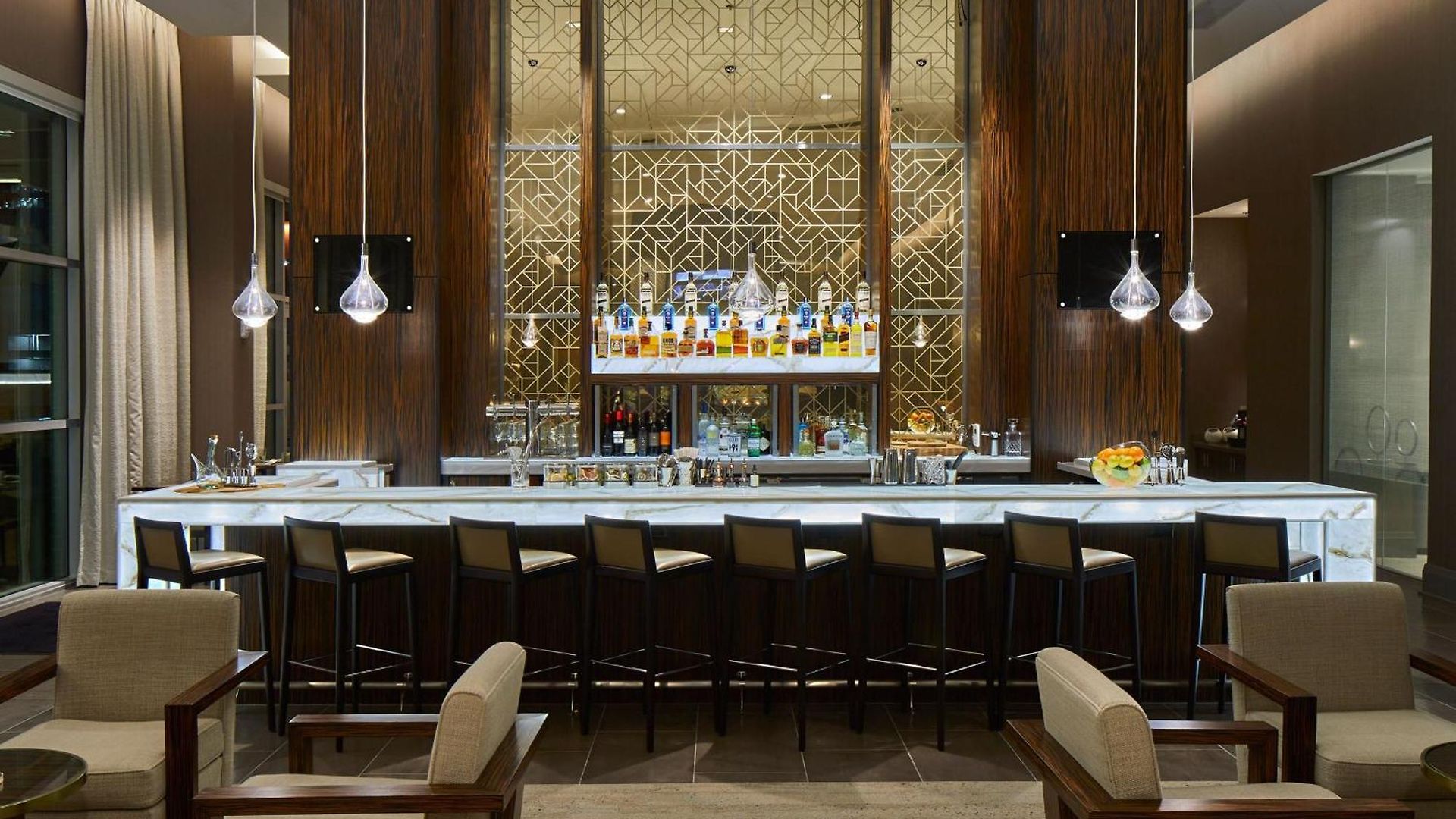 Ac Downtown 4*