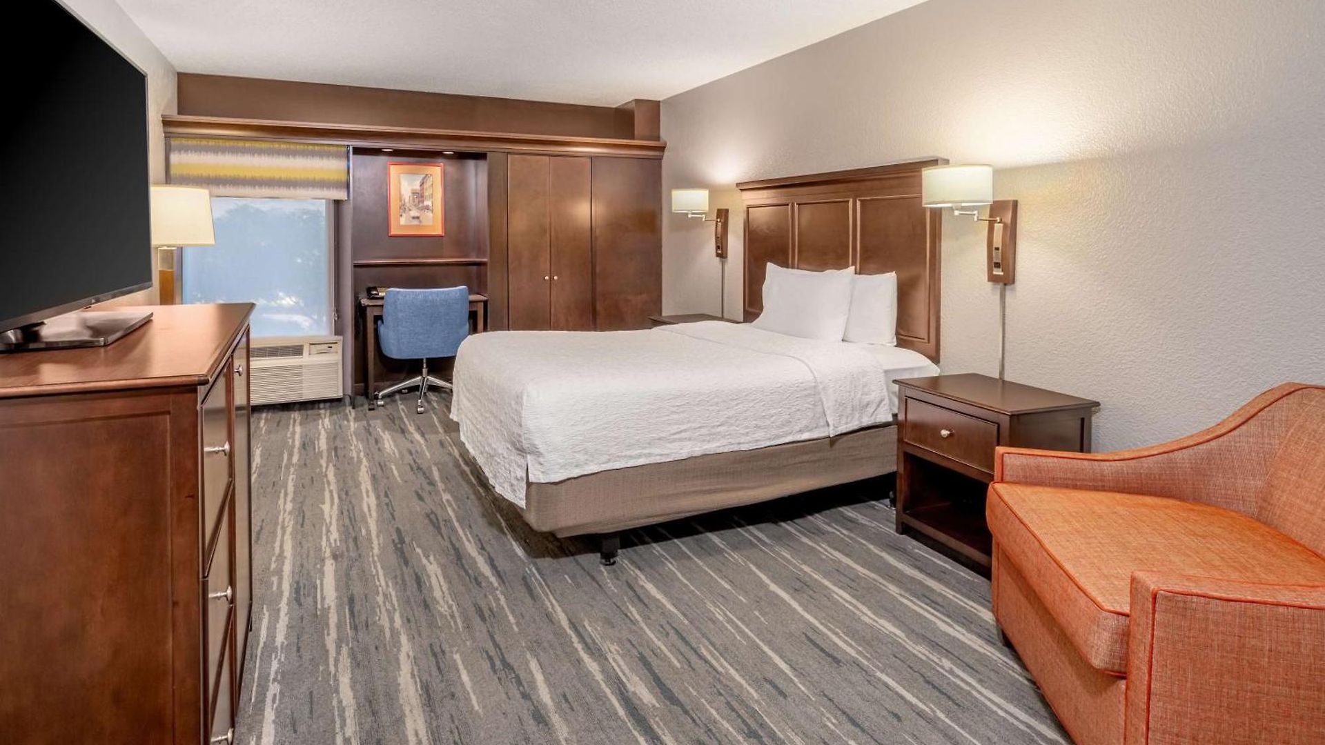 Hampton / Vanderbilt Hotel