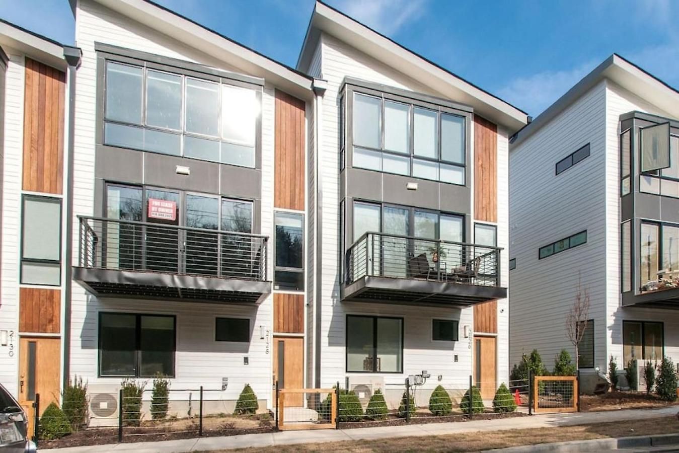 Modern Townhome, Large Game With Ping Pong, 10min To Downtown! Sleeps 10! Nashville
