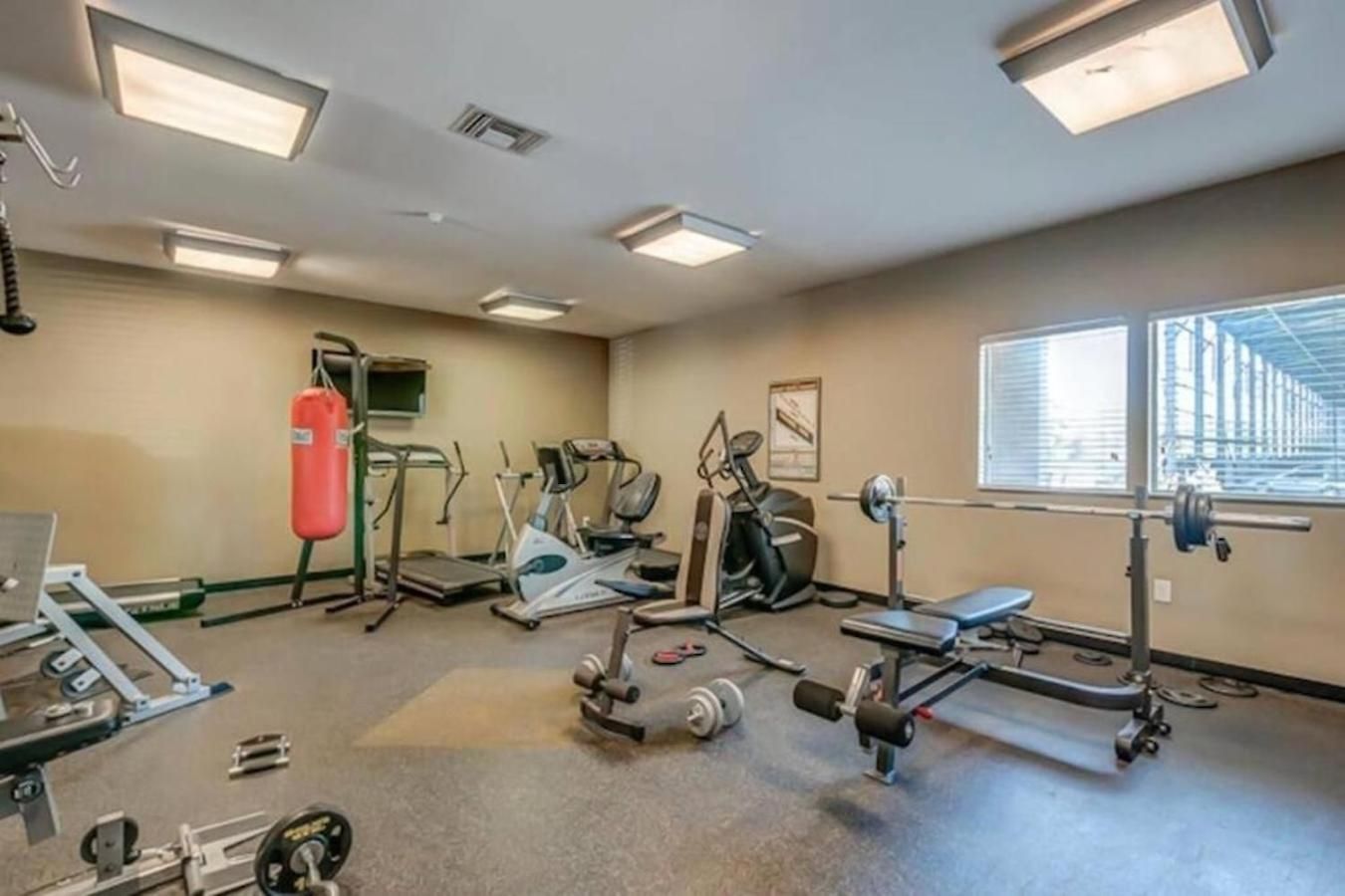 Downtown Riverfront Unit 790 Apartment *