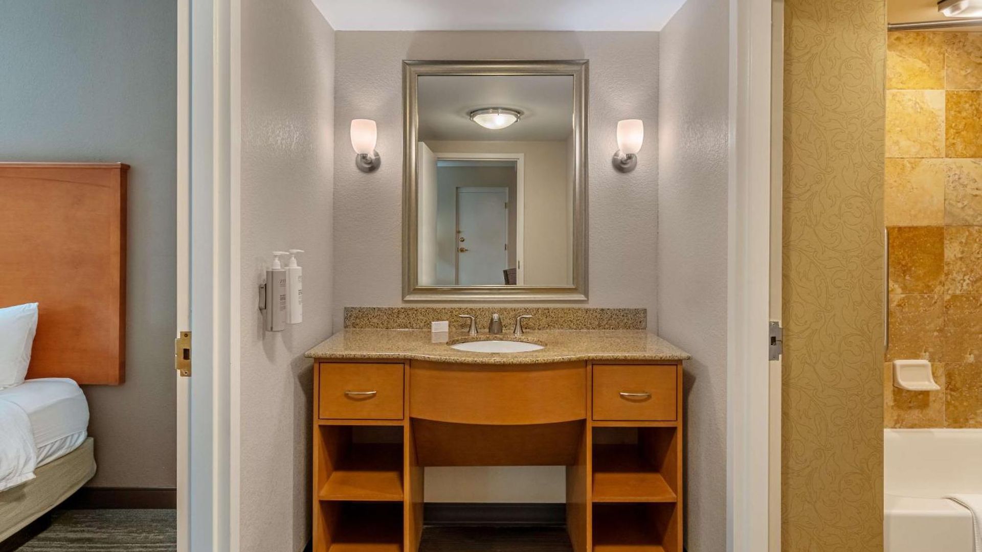 Hampton & Nashville-vanderbilt-elliston Place Hotel 3*