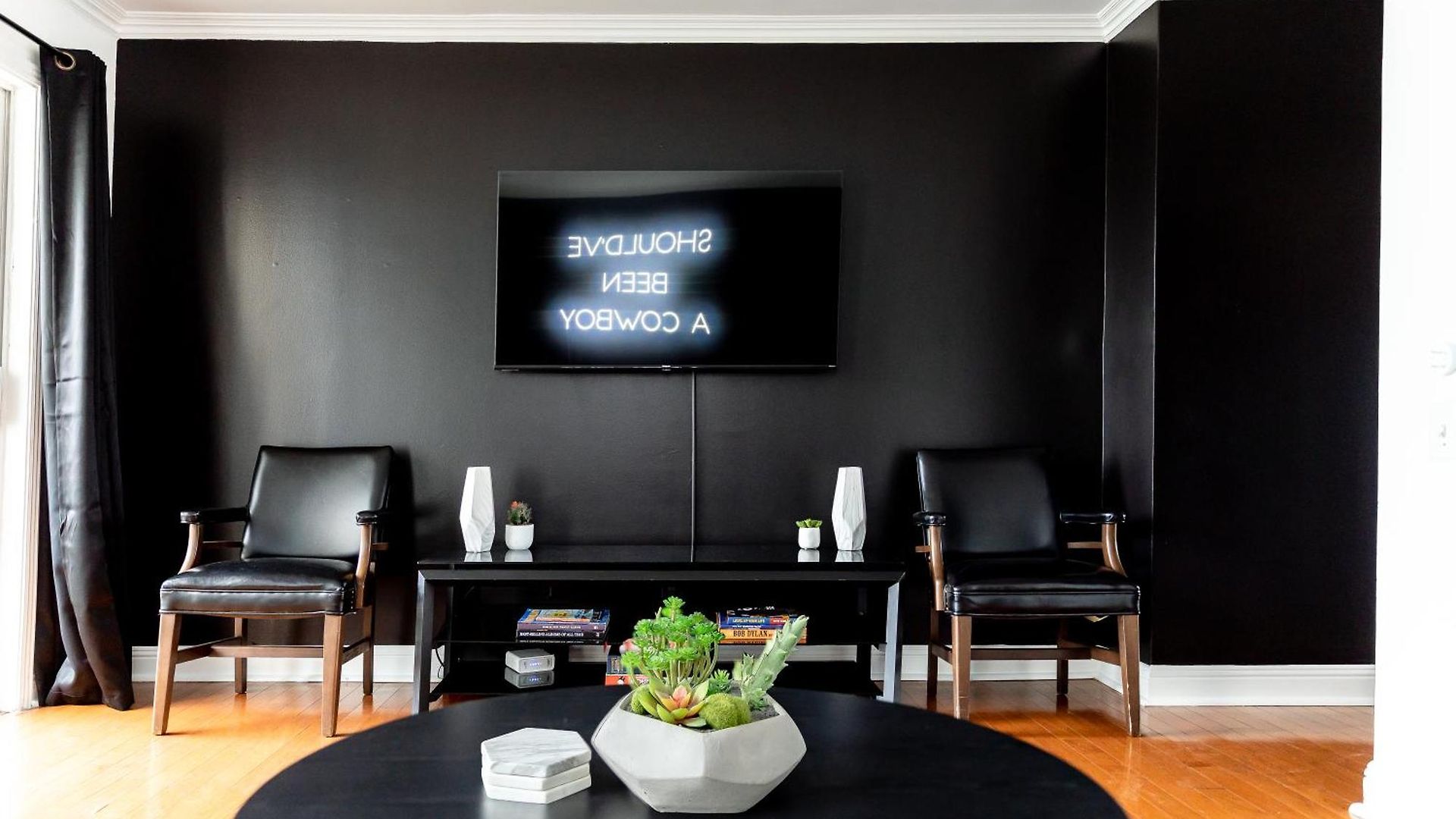 Apartment Walk To Downtown Broadway With Pool, Parking And Patio Nashville