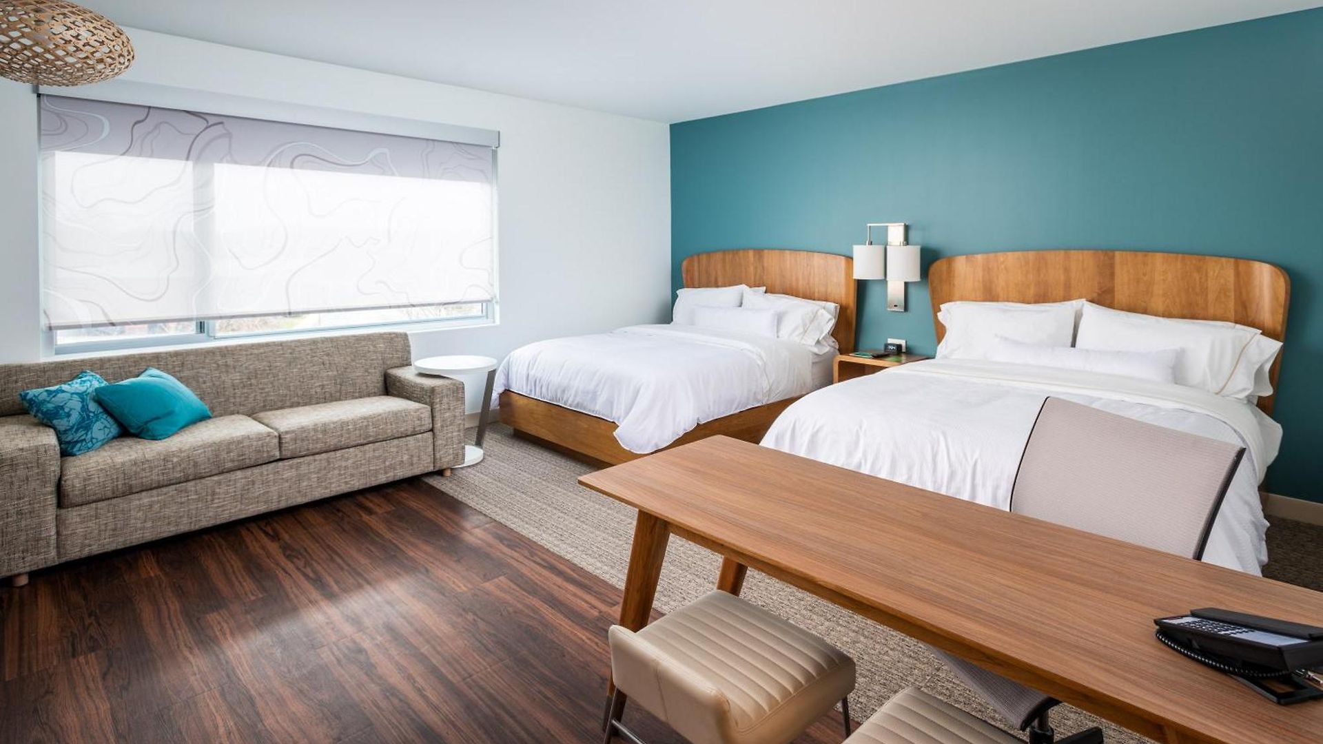 Hotel Element By Marriott Airport 3*