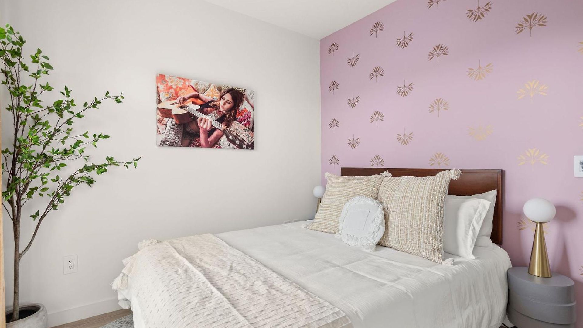 Hyve Apartment *