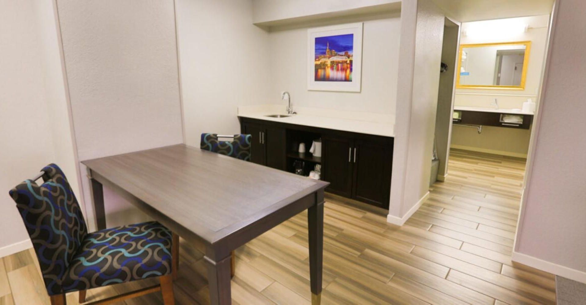 Hotel Hampton & Nashville-airport