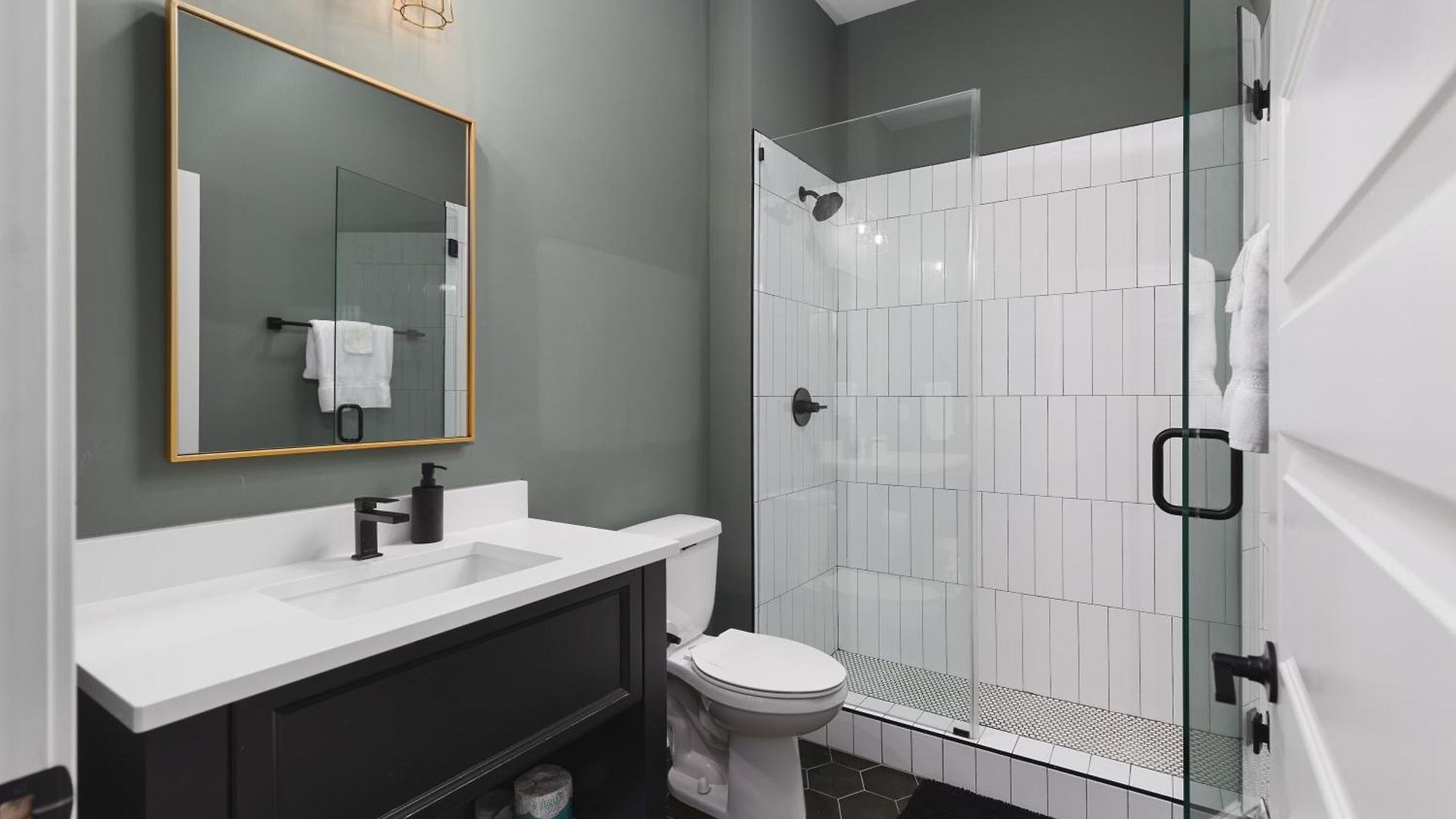 Apartment Chic And Cozy Designer 3 Miles To Downtown Nashville