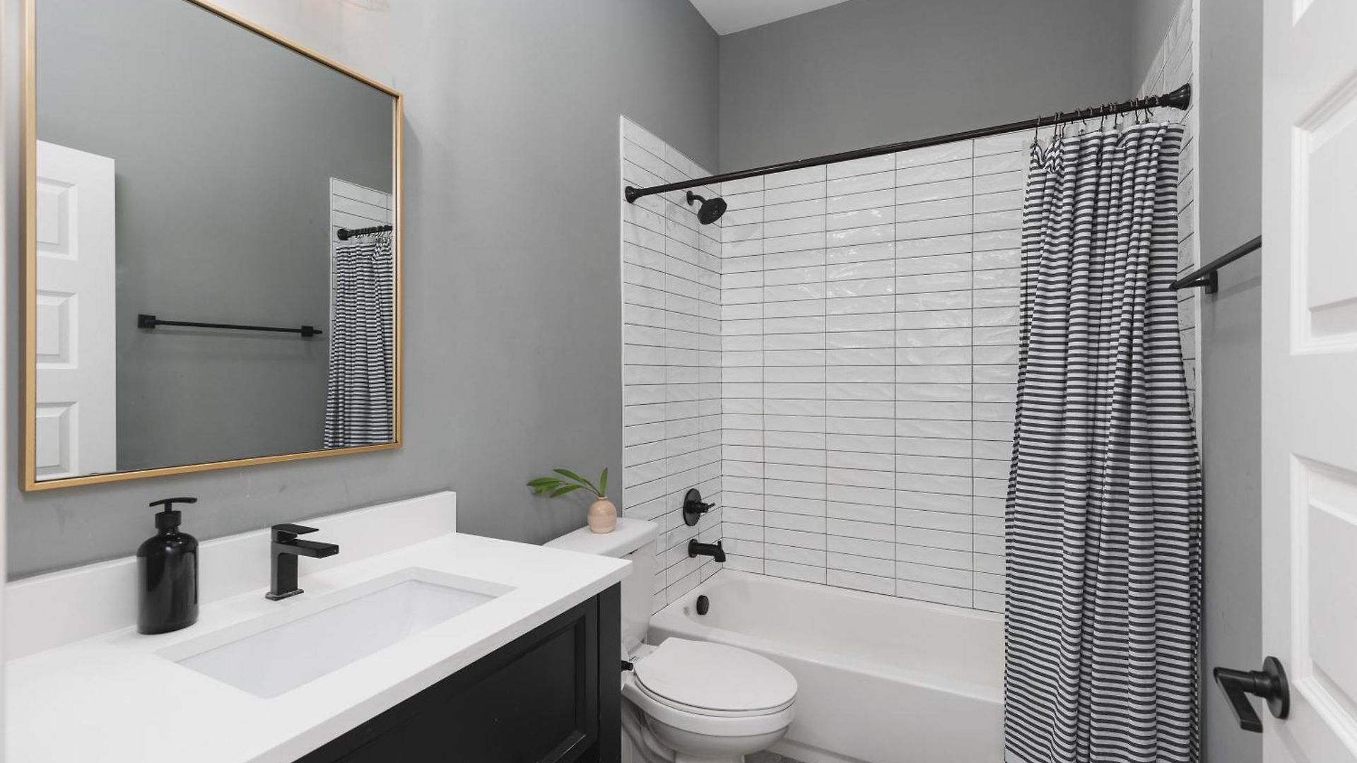 Stunning Spacious Near Restaurants & Coffee * Nashville